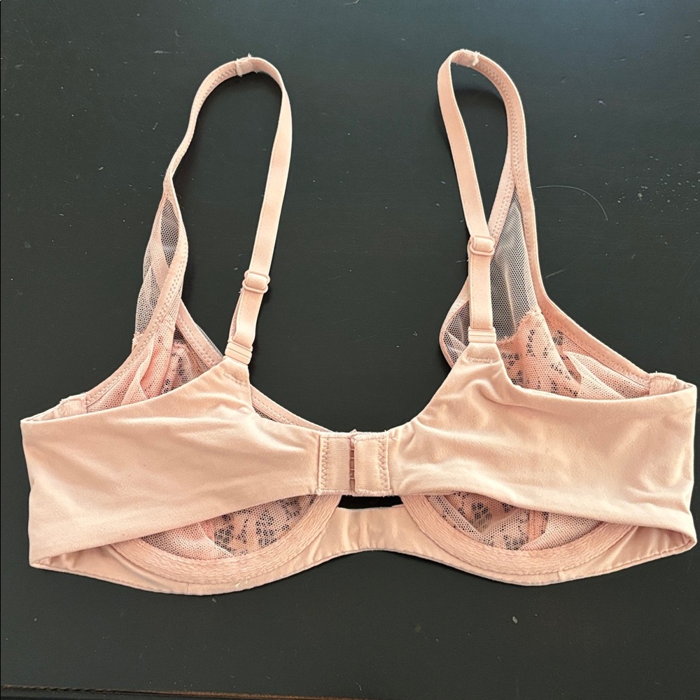 NEW Victoria Secret Lace Bra l 34C - Picture 3 of 5